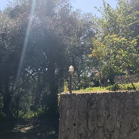 Homestay szállás εξοχικό στο βιρο κέρκυρας Kastanéa